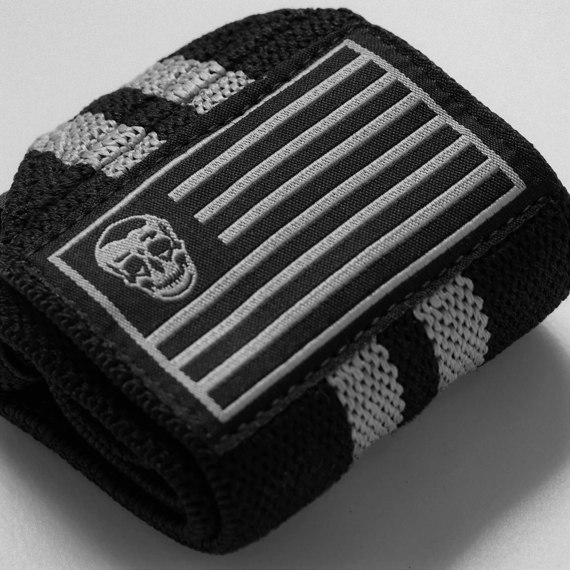 Wrist Wraps - 18" Weightlifting Wrist Support - Gray 4 Wrist Wraps - 18" Weightlifting Wrist Support - Gray - Image 2
